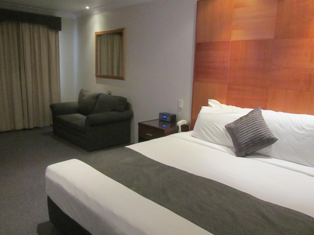Best Western Plus โกลเบิร์น ภายนอก รูปภาพ