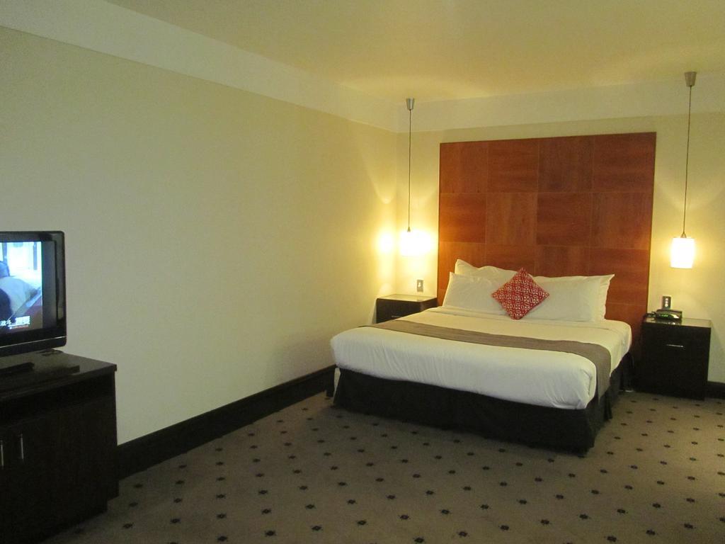 Best Western Plus โกลเบิร์น ภายนอก รูปภาพ
